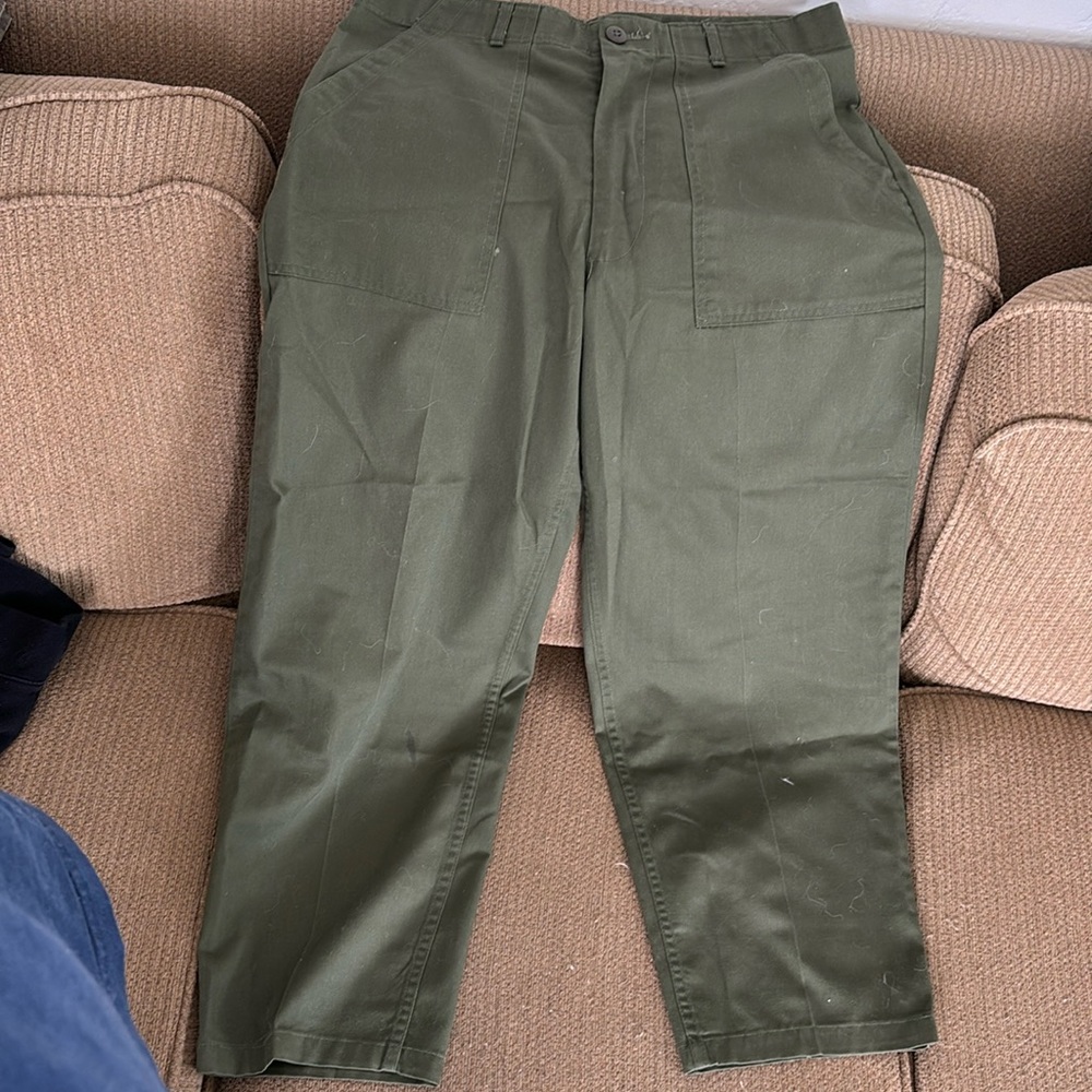 Men’s vintage army pants.  36x29.